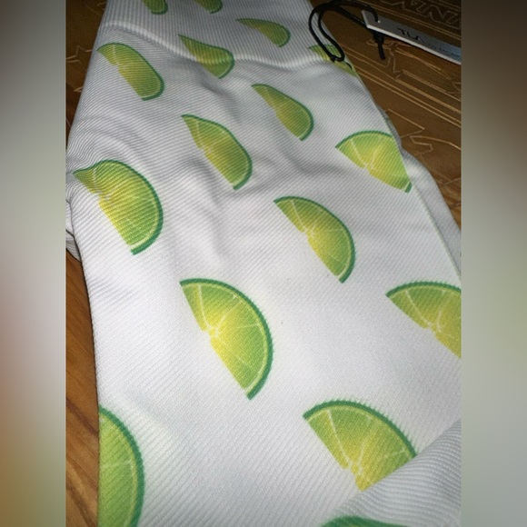 💚💛🍋NWT LEGGINGS - Picture 6 of 9